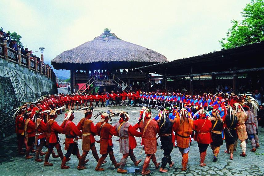 奇食之旅：台湾原住民“飞鼠肉”，肠子最好吃，张惠妹可能也吃过