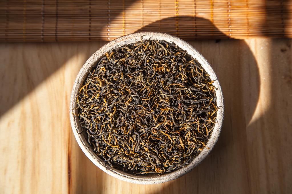 300元半斤祁门红茶,特级滇红毛峰属于红茶吗