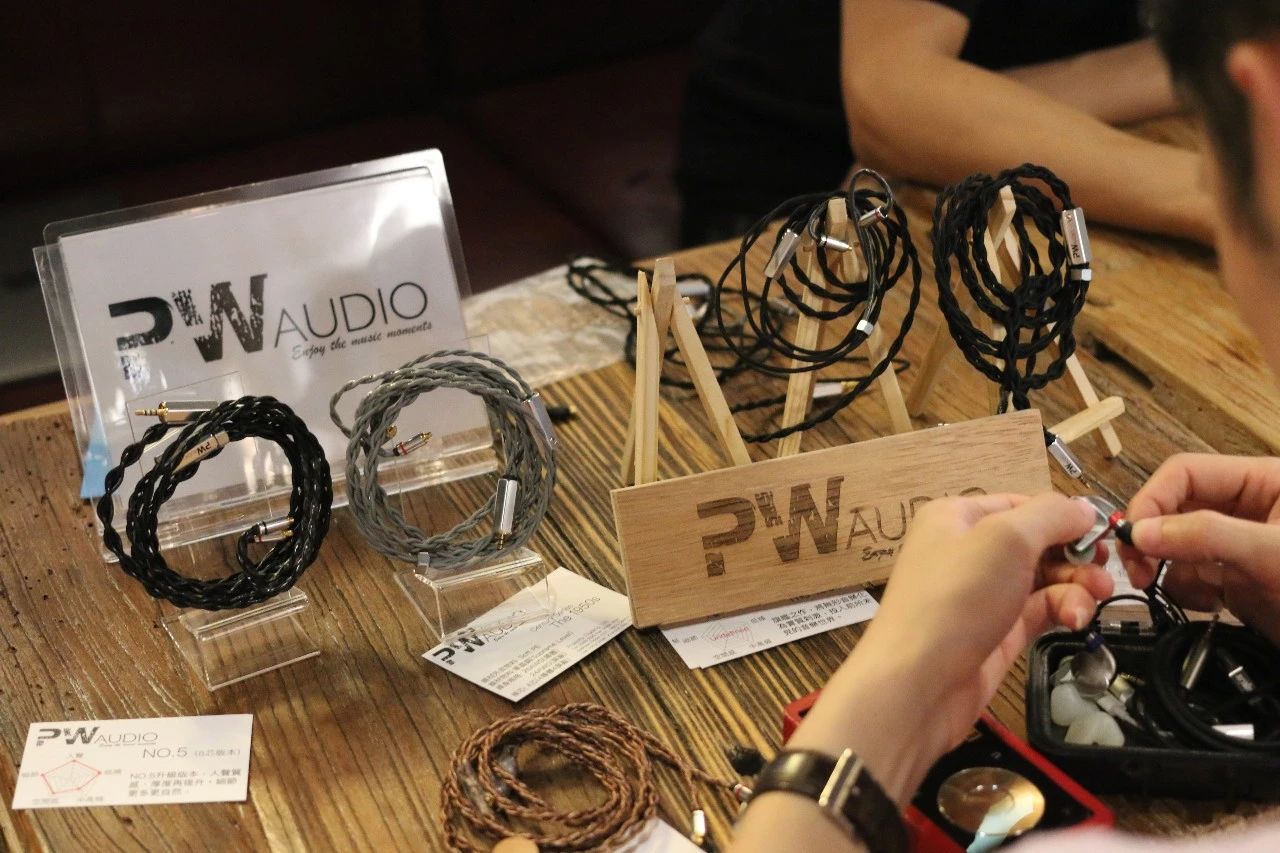 时隔两年多的聚会,时隔两年的聚会