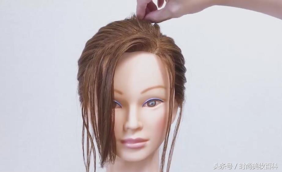 时尚美妆穿搭教程,美妆盘发教程图片