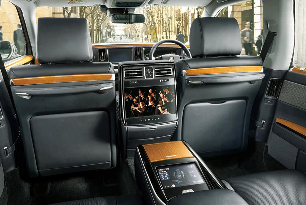 丰田轿车中有哪些豪华车型最贵,丰田目前最贵的轿车