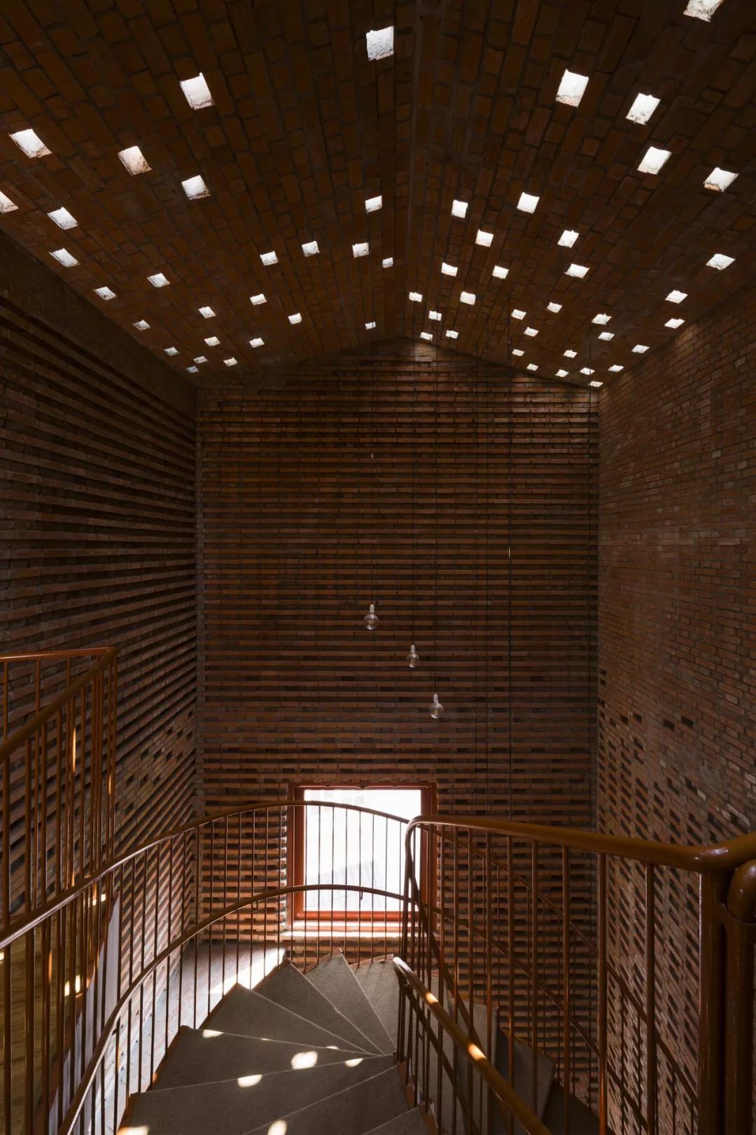 越南幼儿园图片,越南芽庄幼儿园