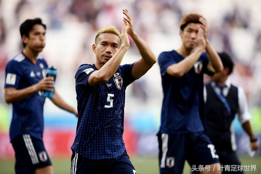 世界杯漫天嘘声!连裁判都难以忍受,球迷又成了受害者