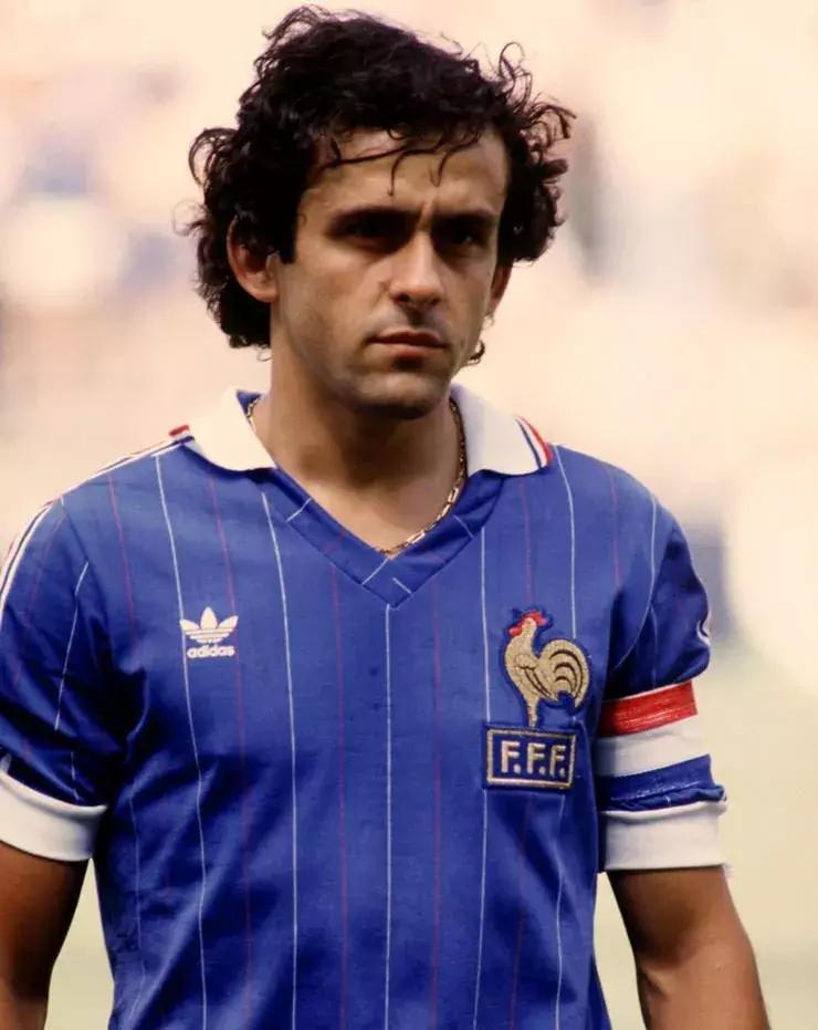 世界杯十大好看球员球衣,盘点足坛最好看的球衣