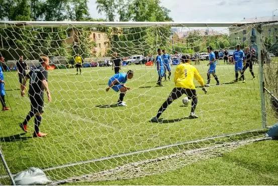 中国球迷最深刻的一件事世界杯,中国第一次进世界杯球迷有多疯狂