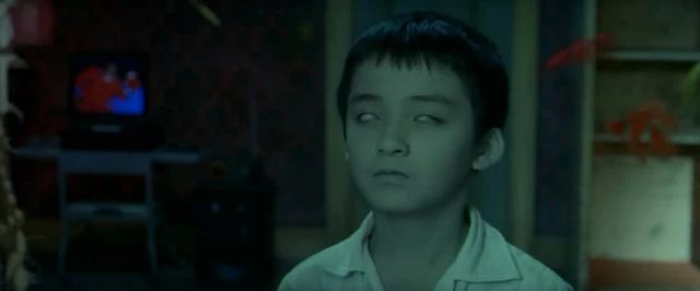 一部让人身临其境的恐怖片,一个母亲带着孩子的中国恐怖片