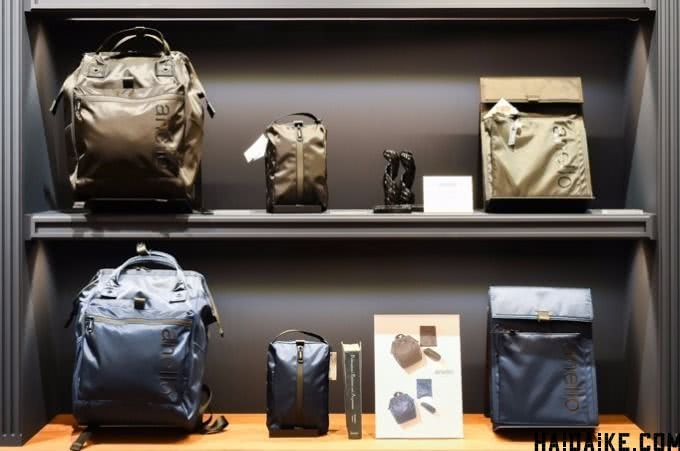 日本的袋子品牌“Anello”大阪旗舰店买“喉舌帆布背包”限量款