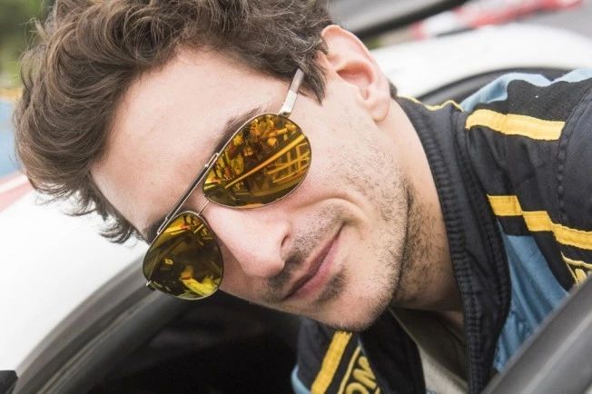 prada鍐嶇敓绯诲垪,prada鎹㈡帉闂ㄤ汉