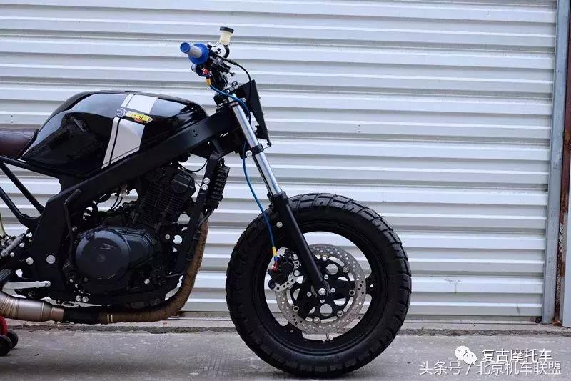 轻骑铃木复古250,轻骑铃木qs250