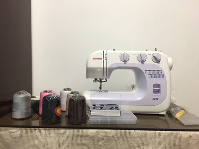如何选一台适合自己的缝纫机,新手买缝纫机是脚踏好还是电机好