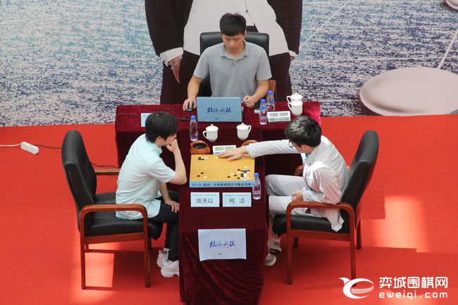 柯洁与韩升周比赛讲解,国手柯洁最新比赛