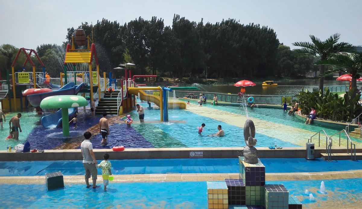 看足球现场比赛震撼,看沙滩足球