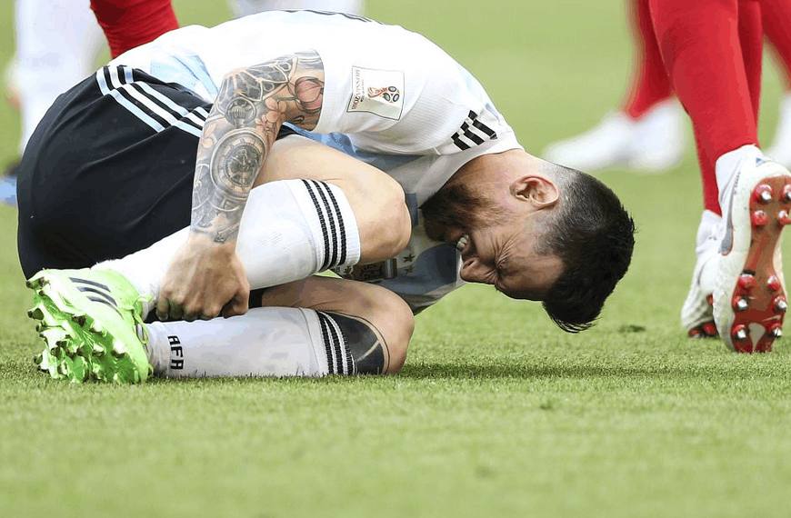 阿根廷铁卫打篮球,输球又输人连进五个三分