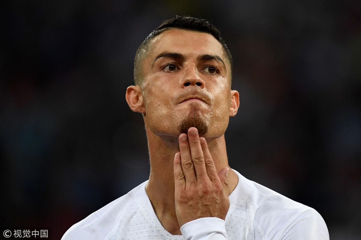 桑托斯零角度打门,费尔南德斯远射