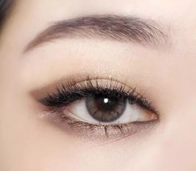 日常眼妆就这么画吧简单好学,这种眼妆画出来真的混血感十足