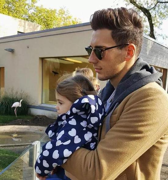 世界杯上那些神仙颜值球迷,世界杯帅男合集