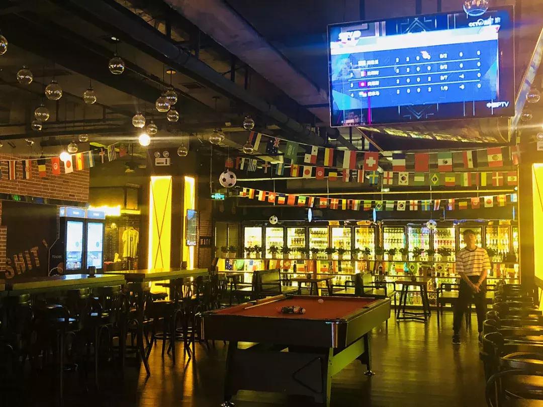 内马尔巴黎圣日耳曼签名球衣,内马尔巴黎包厢