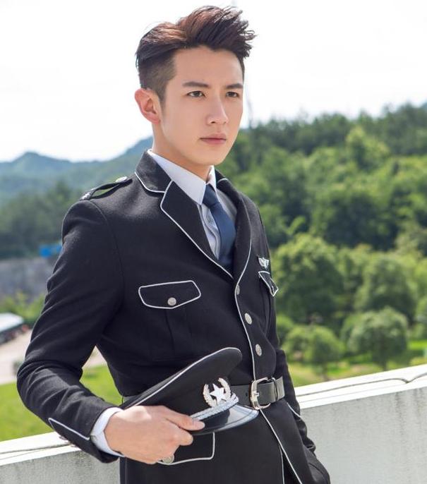 柯震东彩妆品牌,柯震东化妆品牌