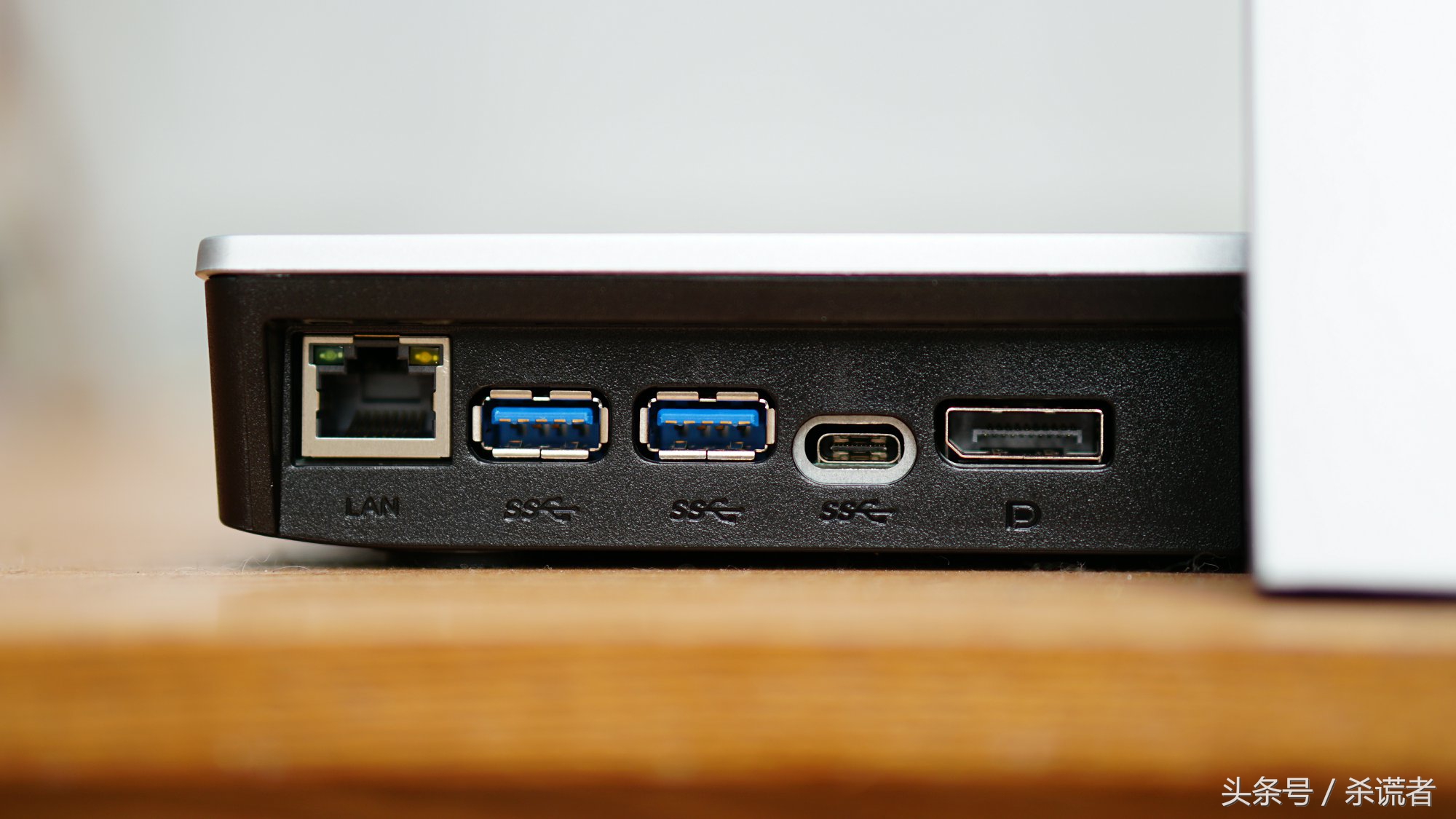 明基pd3220u专业显示器体验,明基PD2706U设计显示器