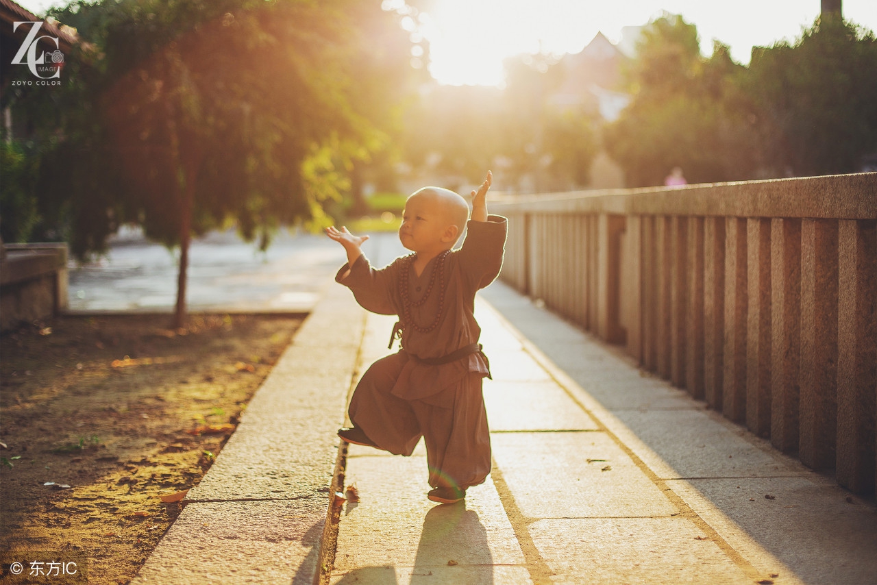 小学生哲理小故事感悟300字,25个简短哲理小故事及感悟