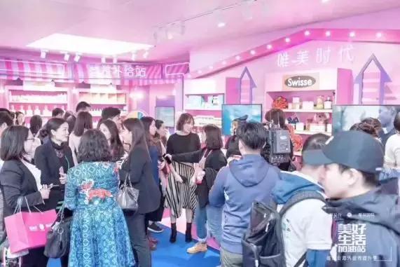 绾夸笂绾夸笅鑱斿姩鑾峰,绾夸笂绾夸笅浜掑姩钀ラ攢妗堜緥