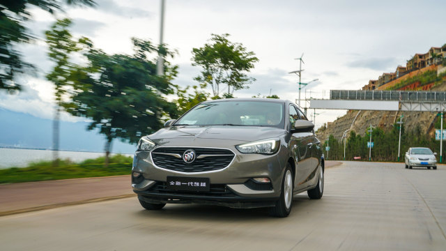 1万5千元买13年车龄的别克凯越,10万公里的别克凯越值得买吗