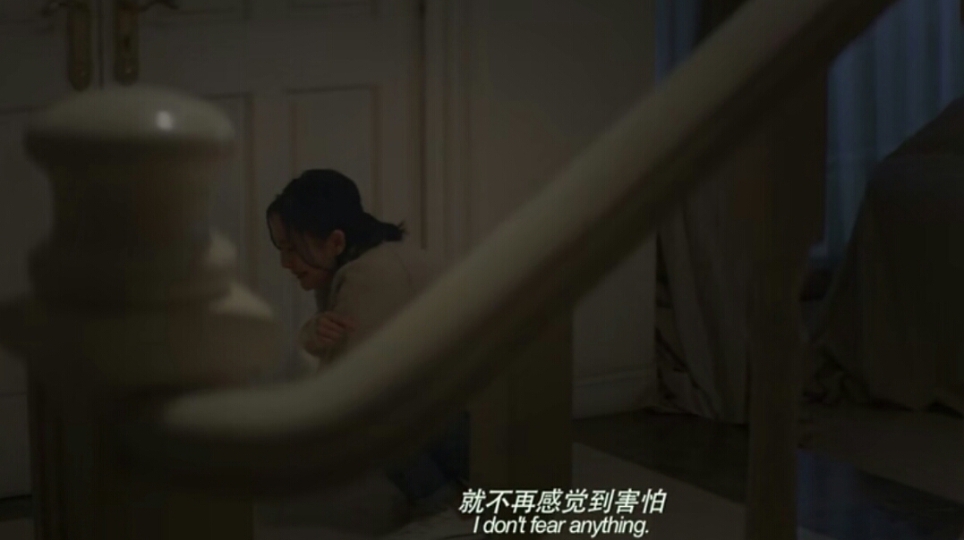 听了很多遍深深被感动,听了很多遍的歌突然哭了