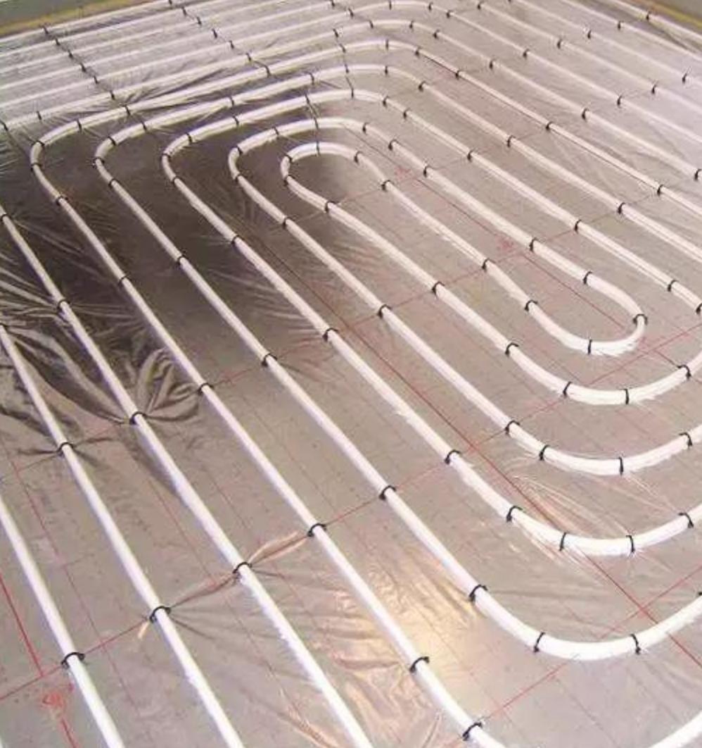 碳纤维地暖和水地暖哪个省钱,装水地暖还是碳晶地暖好