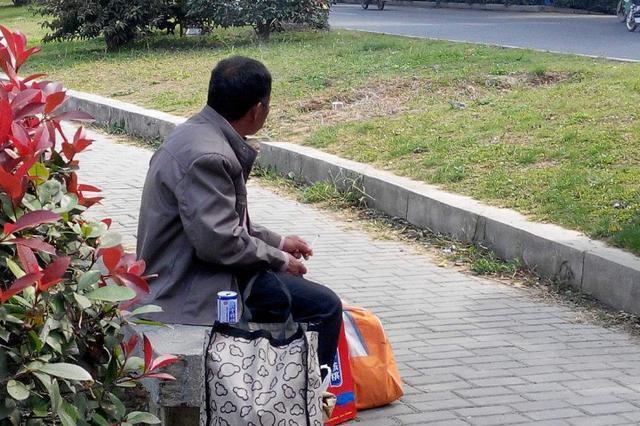 亲戚找工作住着不走怎么办,亲戚要来找工作家里住如何拒绝