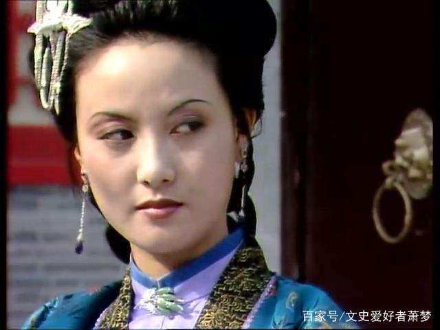 袭人与王夫人谈话,袭人为什么对王夫人告密