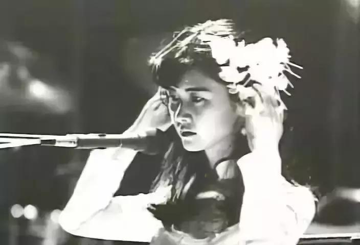 她的歌火遍大江南北,她的歌养活了大半个华语歌坛