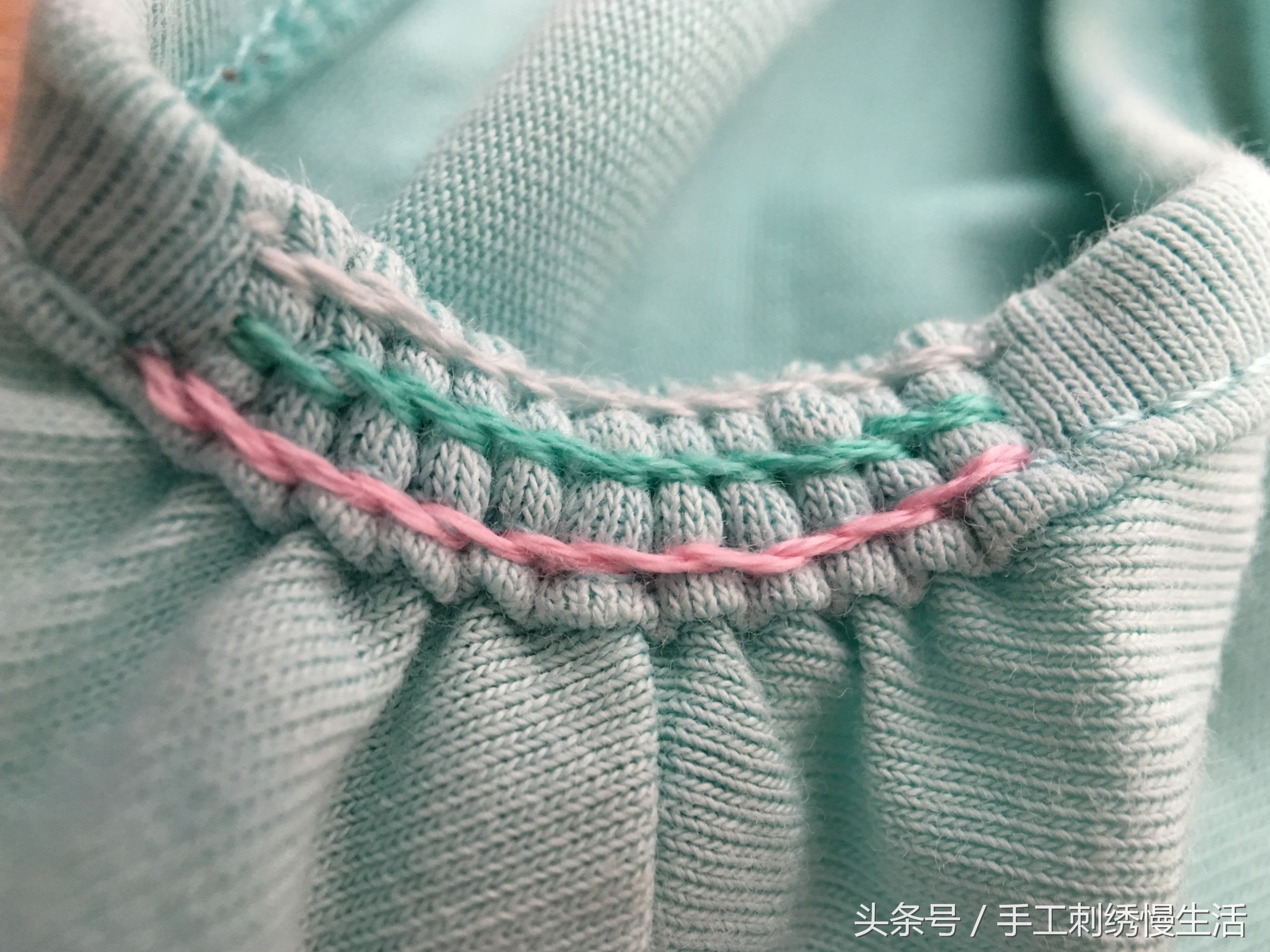 纯棉t恤圆领褶皱怎么才能整平,t恤侧边褶皱的缝纫技巧