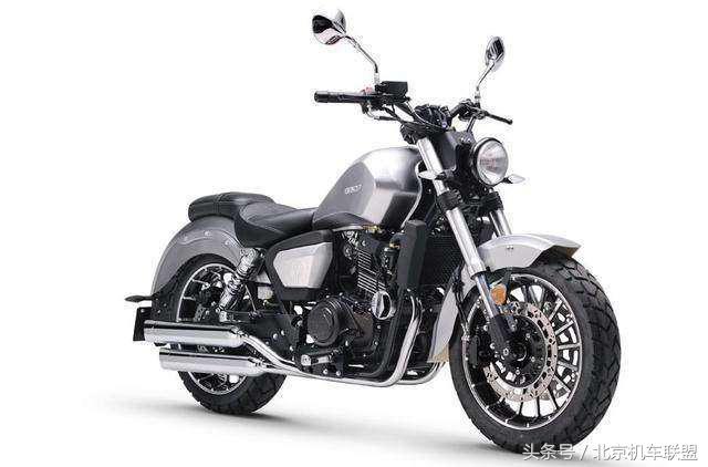 新手摩托车推荐简单舒适度高,省油又耐开的摩托车