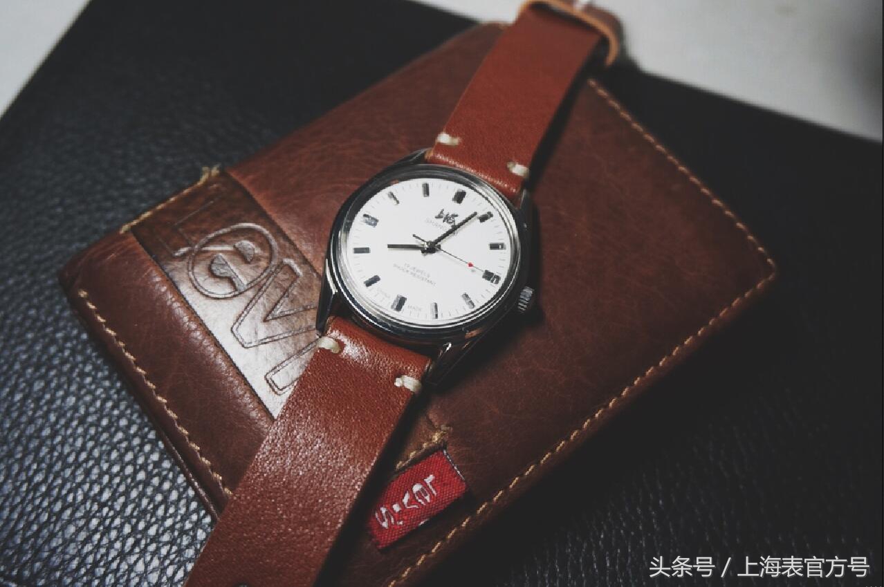 22岁送自己一块手表,老上海牌手表现在值多少钱