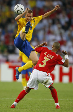 快乐足球欧冠,英格兰快乐足球似曾相识