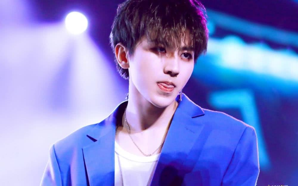 蔡徐坤第一次知道蔡小葵的反应,蔡徐坤微博劝小葵和大奎