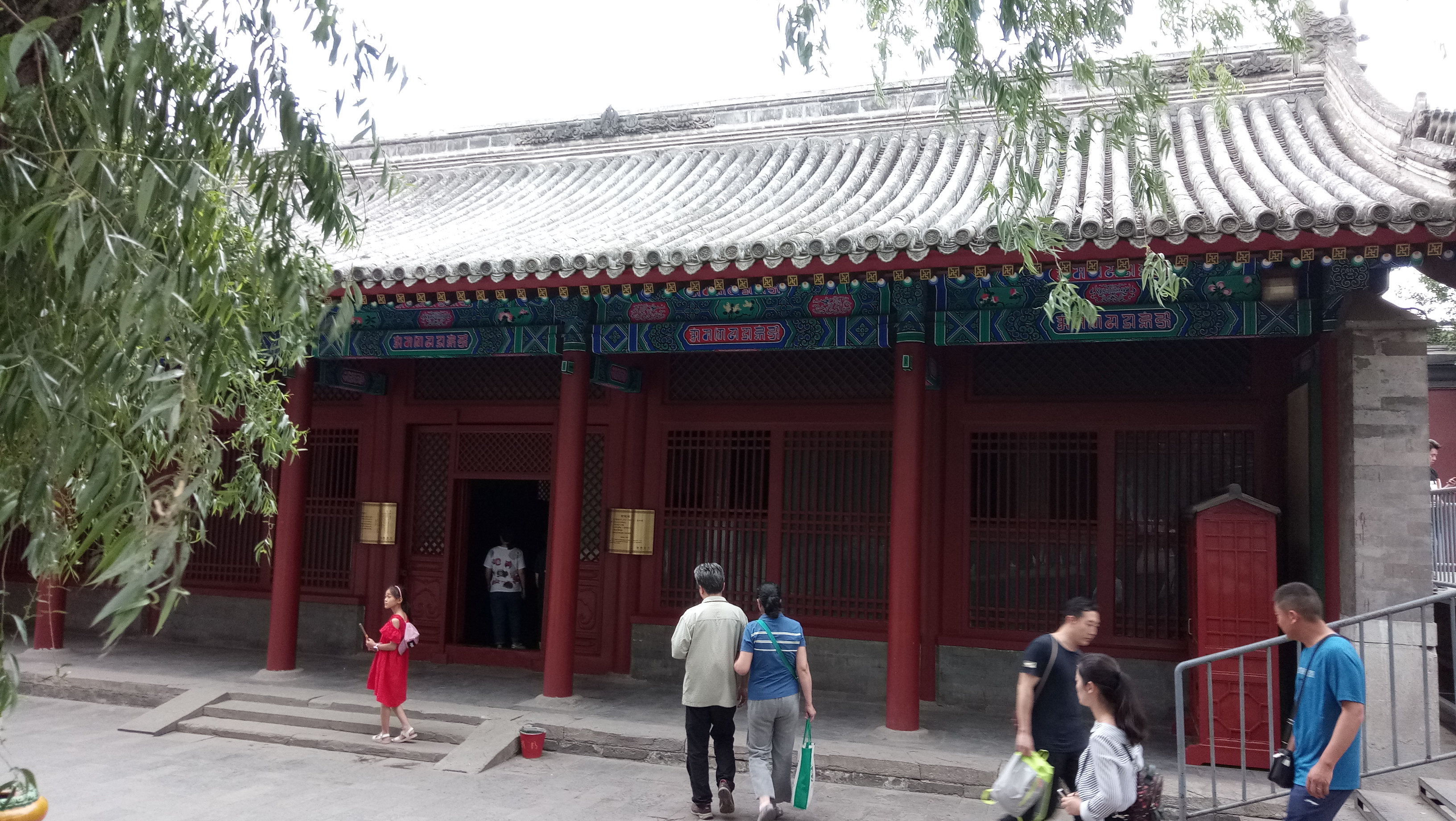 雍和宫和故宫游玩顺序,北京故宫和雍和宫哪个更值得去