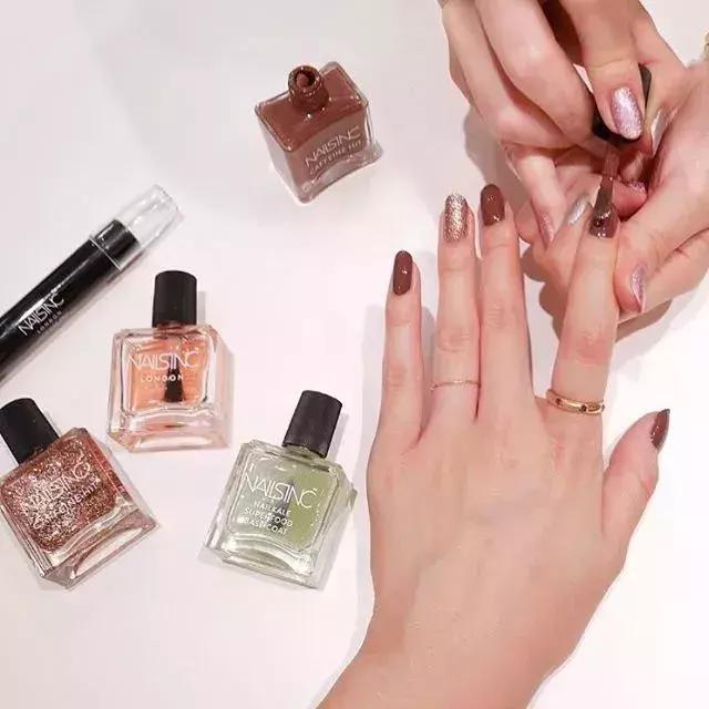 好看又显白的指甲油推荐,一些童趣可爱的指甲油简单试色