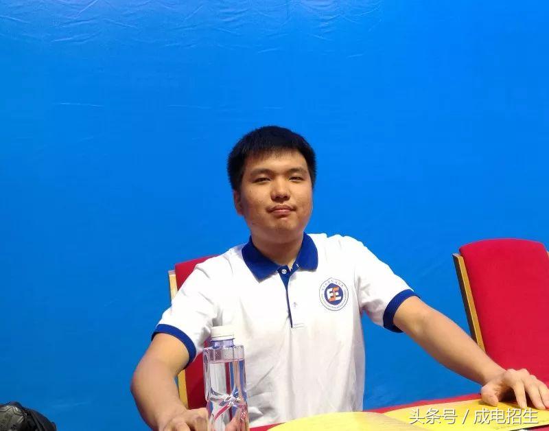 足球运动员中国的学霸,中国足球十大学霸