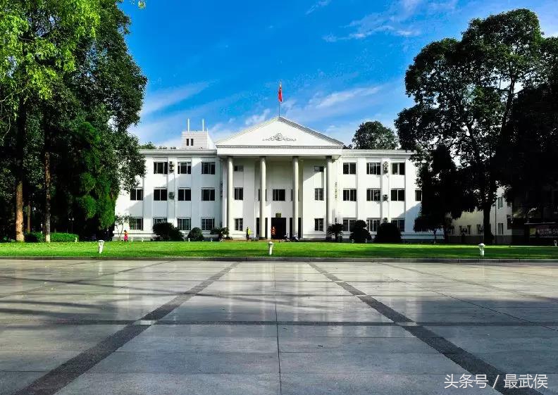 去成都上大学需要给孩子准备什么,去成都读大学有什么要注意的