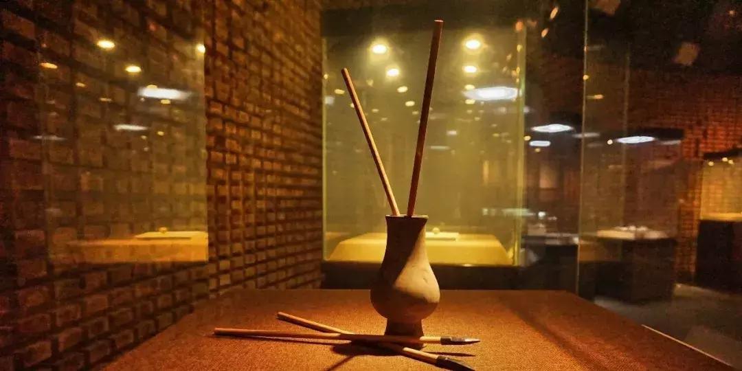 夏夜面基，如何优雅撸串、吹瓶？