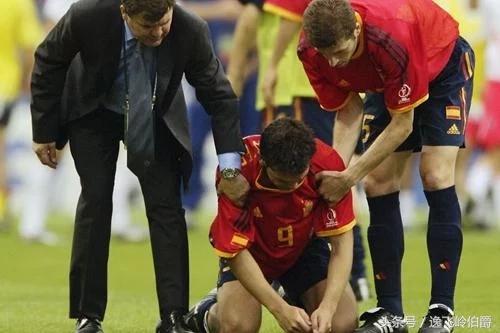 足球的感人片段,2018世界杯足球感人瞬间