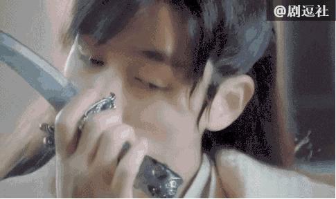 朱一龙王嘉尔图鉴 (朱一龙连续29天唯一破九)