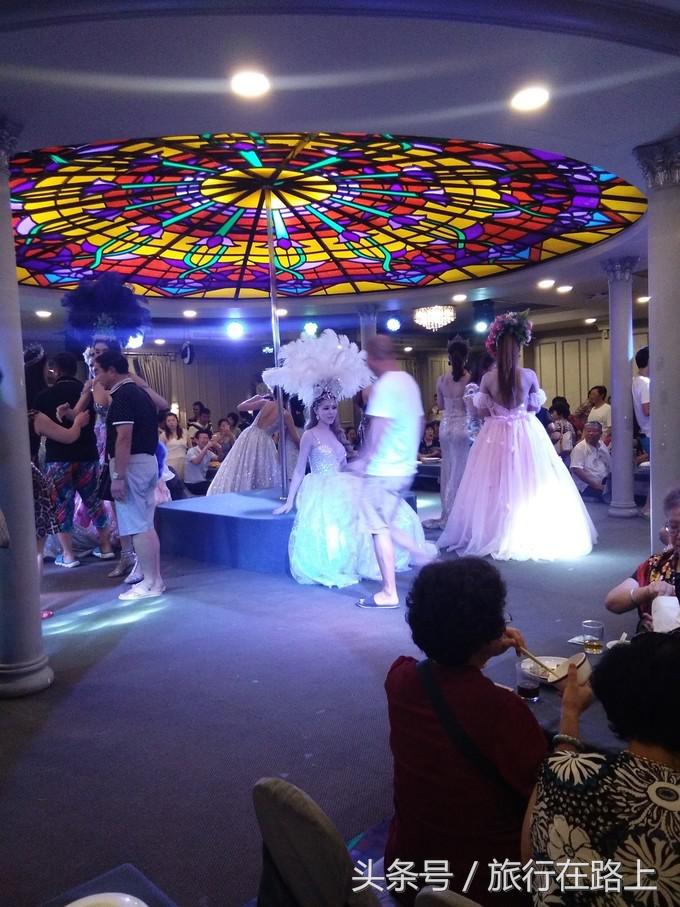 来泰国不看人妖就太亏了，原来人妖只有40岁寿命