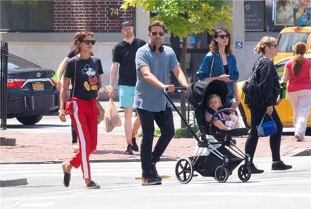 c罗和伊莲娜金童玉女,c罗爱伊莲娜还是爱乔治娜