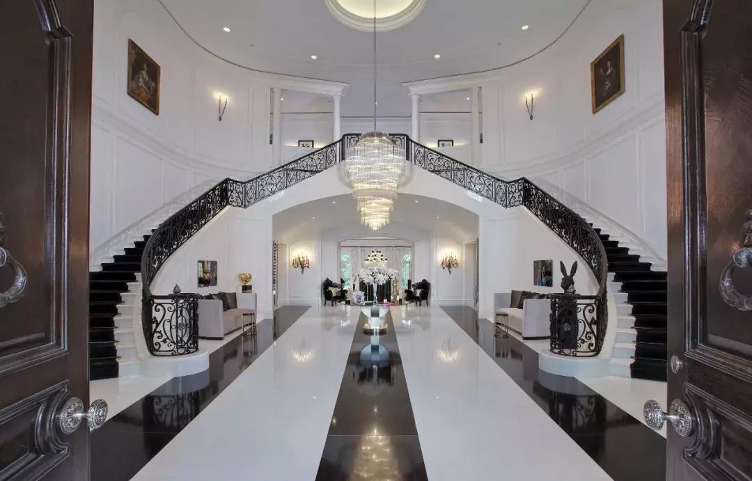 贝克汉姆大儿子约会,贝克汉姆与爱妻约会