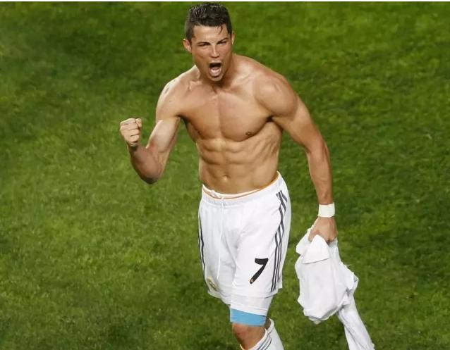 c罗容貌的变化,c罗整牙颜值变化