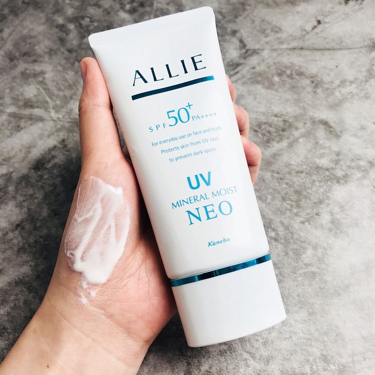 防晒霜涂身体真实测评,超级防晒的防晒霜测评