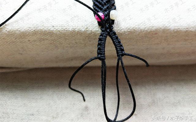 红绳朱砂手链diy手工,diy手链红绳制作教程