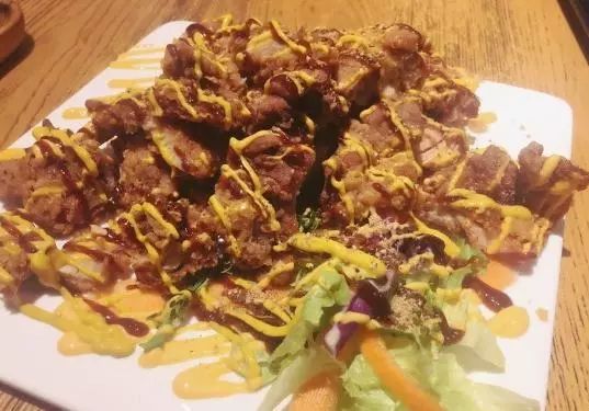 青岛高新区可以看球的餐厅,青岛专门看球的餐厅